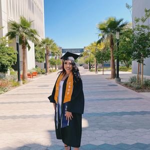 Meet your Posher, Raquel